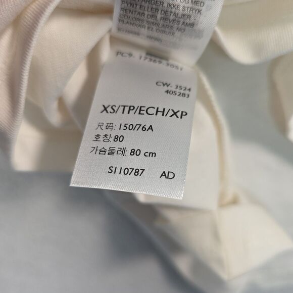 Levi's Perfect Tee Standard Fit T-Shirt Women's Size XS Floral Spellout NWT - Picture 10 of 10